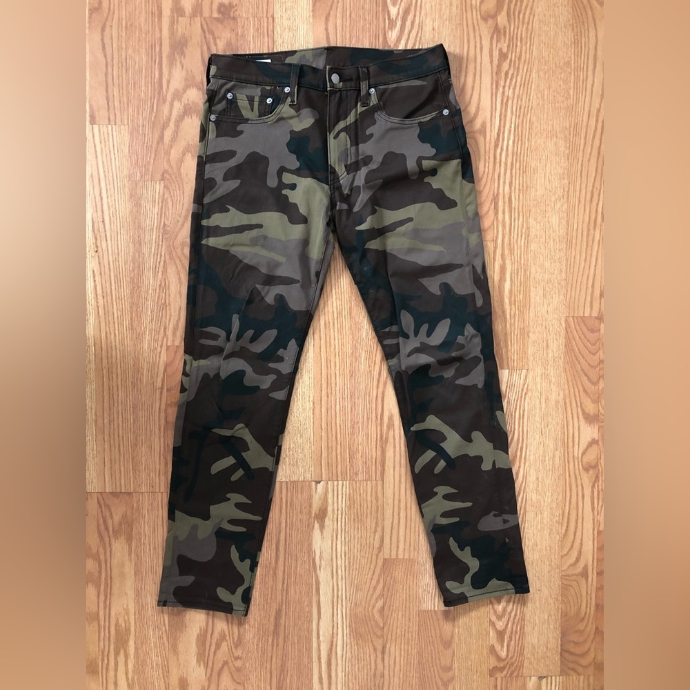 Levi’s 502 Hi-Ball Camo Pants